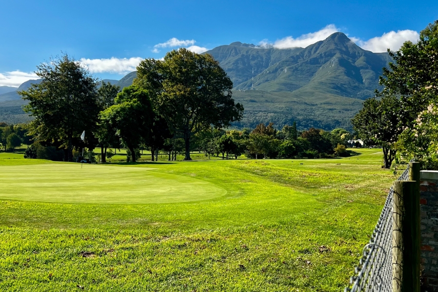 3 Bedroom Property for Sale in Highlands Western Cape